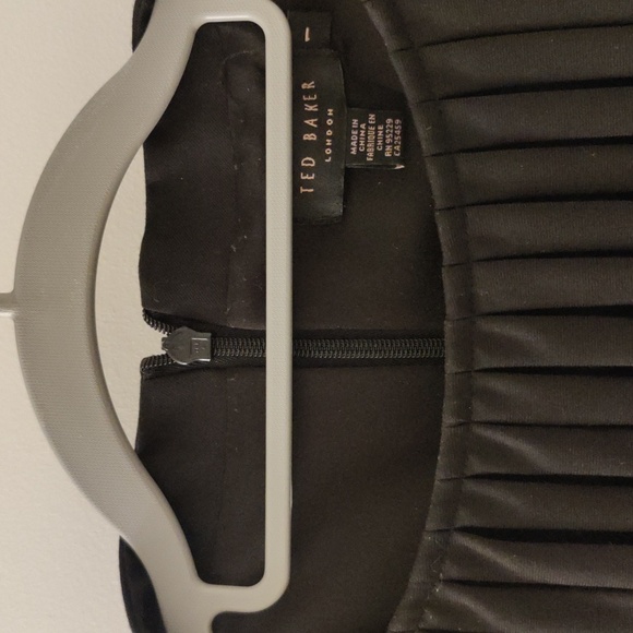 Ted Baker Peplum Black - Picture 4 of 4